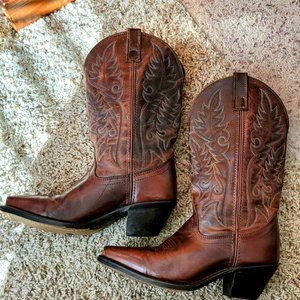 Ladies size 6M Laredo Boots